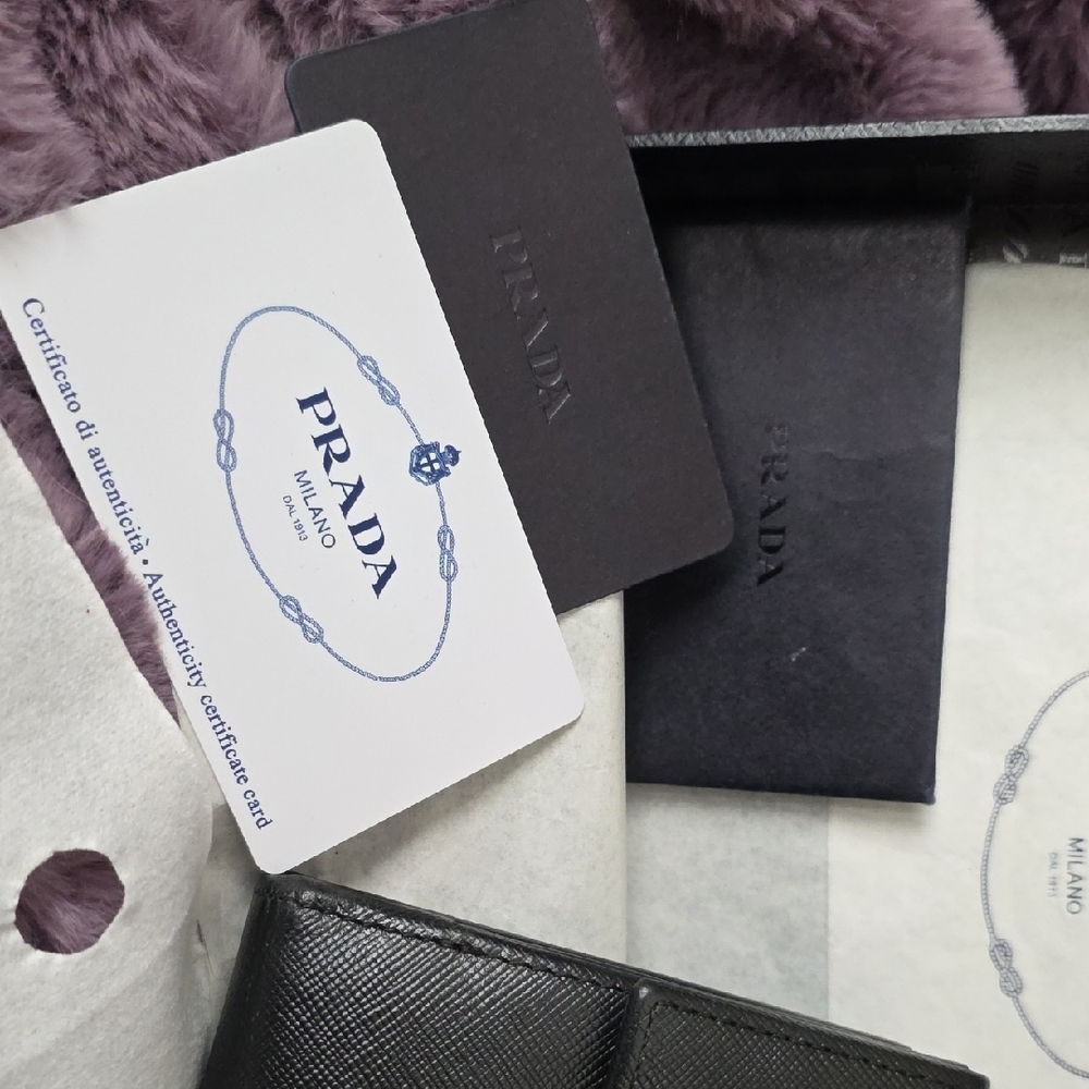 Prada Black Leather Long Wallet - Picture 3 of 11